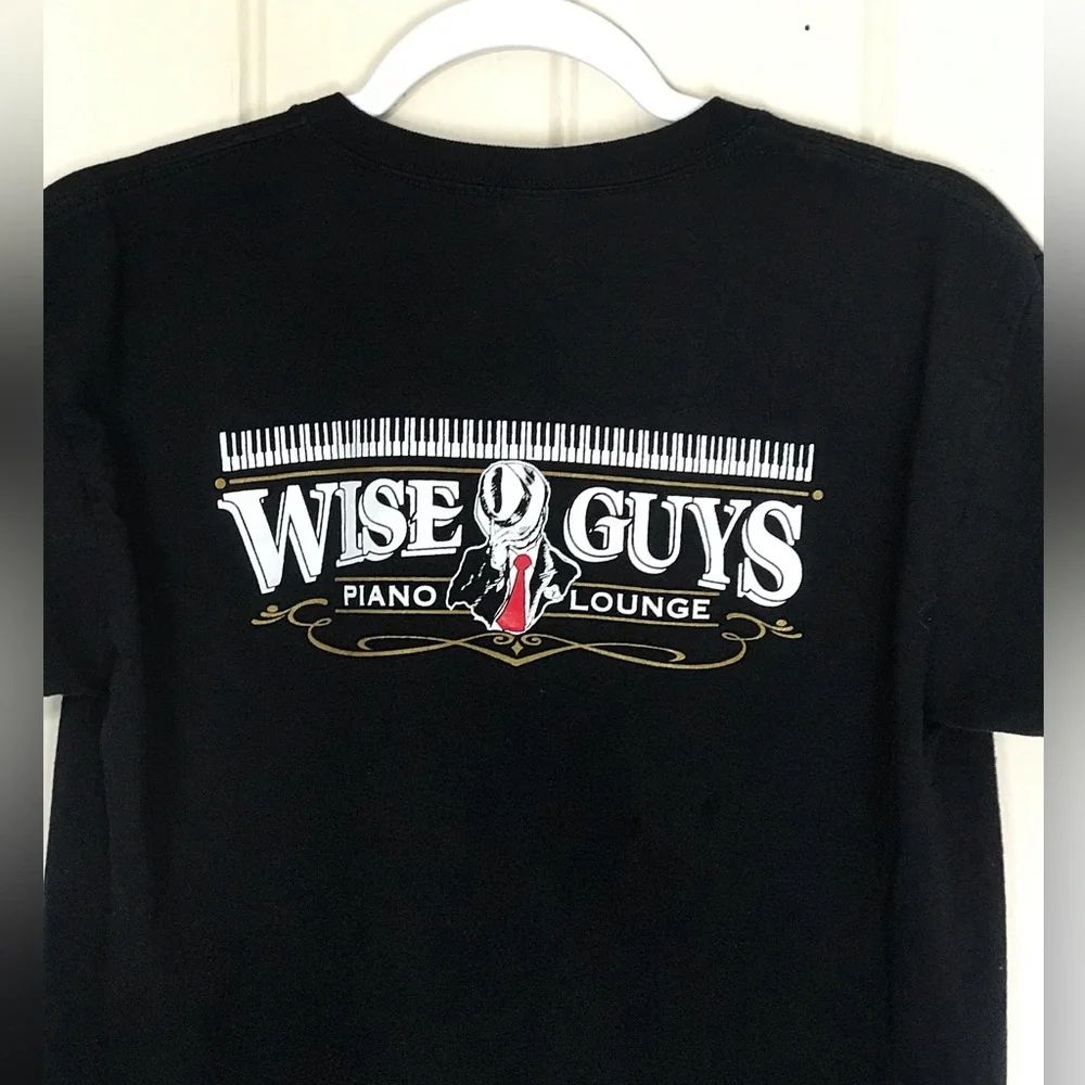 Gambino’s Original Italian Grill Fairhope Alabama 
Wise Guys Piano Lounge
Unisex - Picture 4 of 8